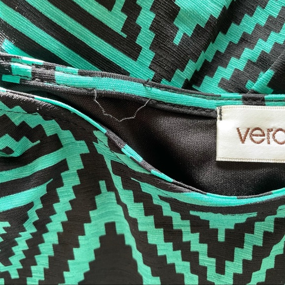 Veronica M Geometric Diamond Print Green and Black Ruched Dress - Picture 5 of 8
